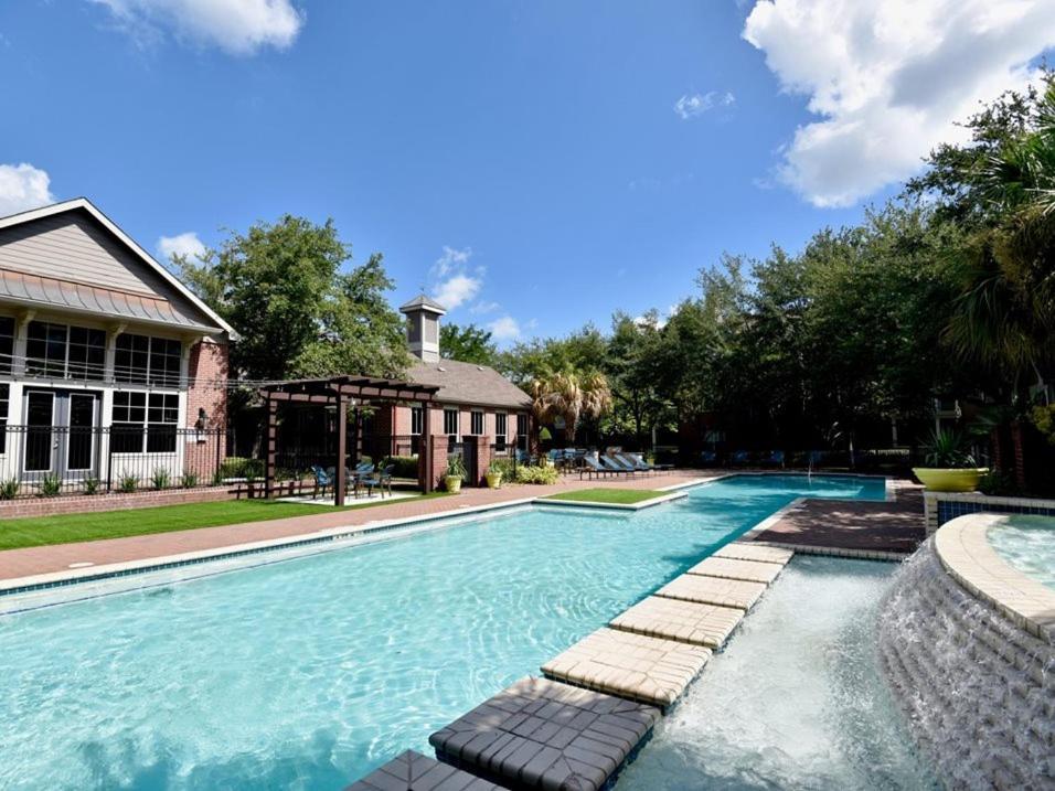 Lavish Near Medical Centre Apartamento *